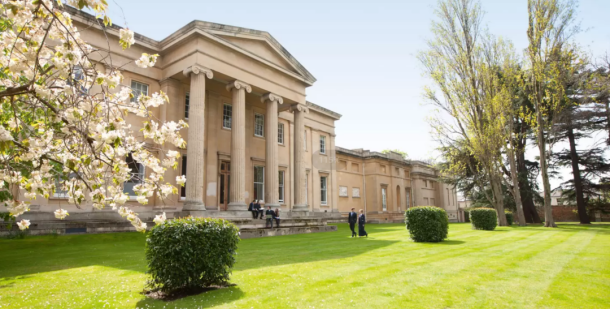 切尔滕纳姆学校