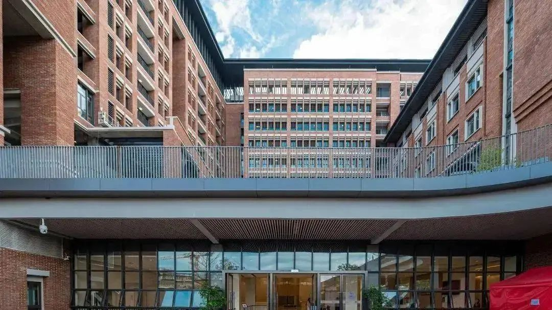 深圳哈罗国际学校