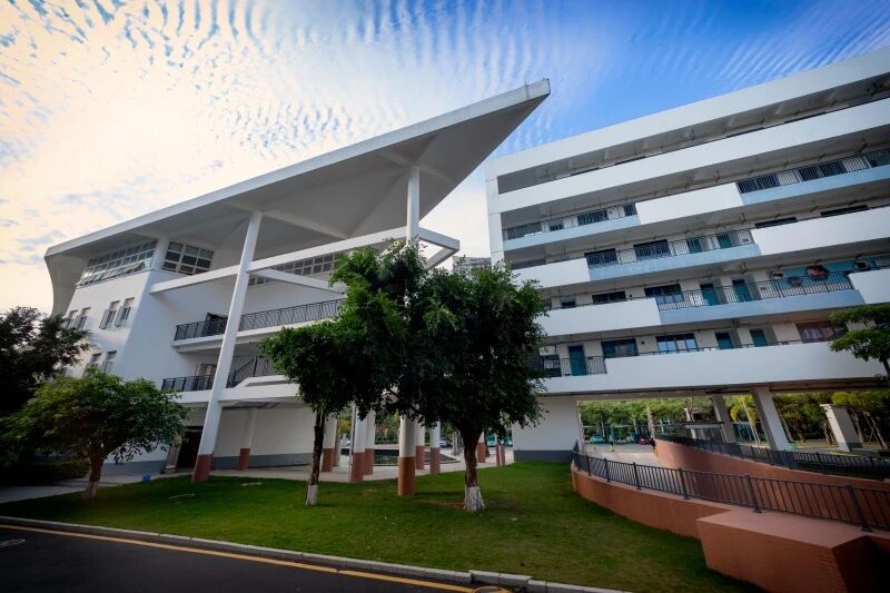 深圳市第三高级中学国际部