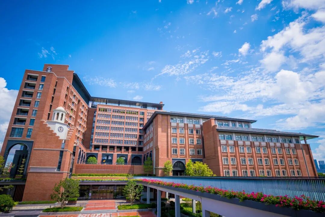 深圳哈罗国际学校